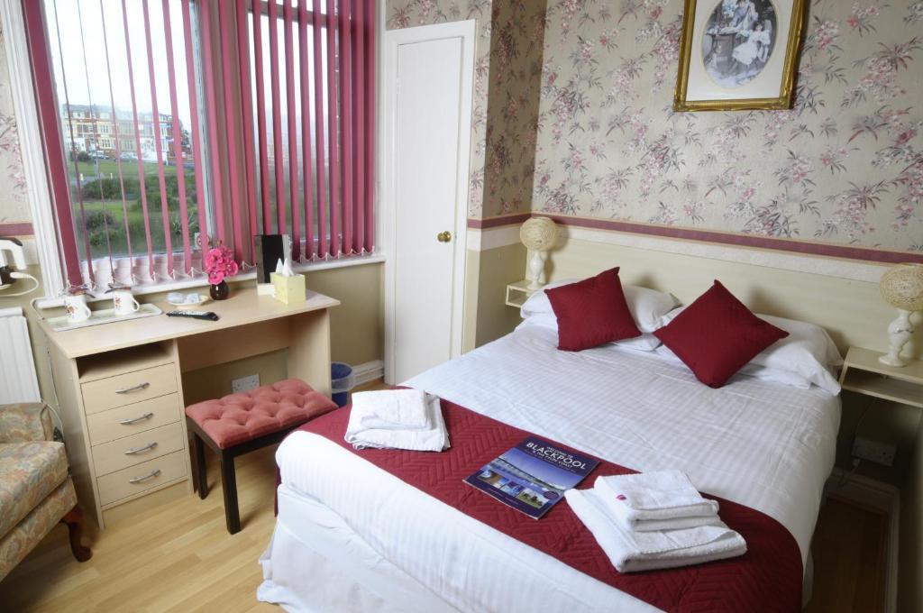 The Berwyn Guest Accommodation Blackpool Habitación foto